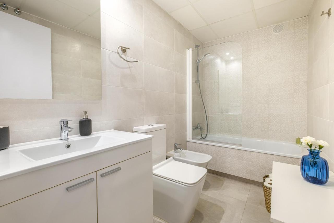 Modern, Stylish Apartment Walencja Zewnętrze zdjęcie